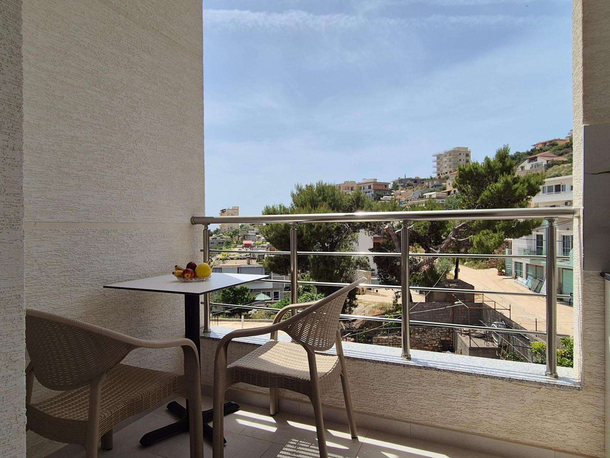 Vila Armela Sarandë Exteriör bild