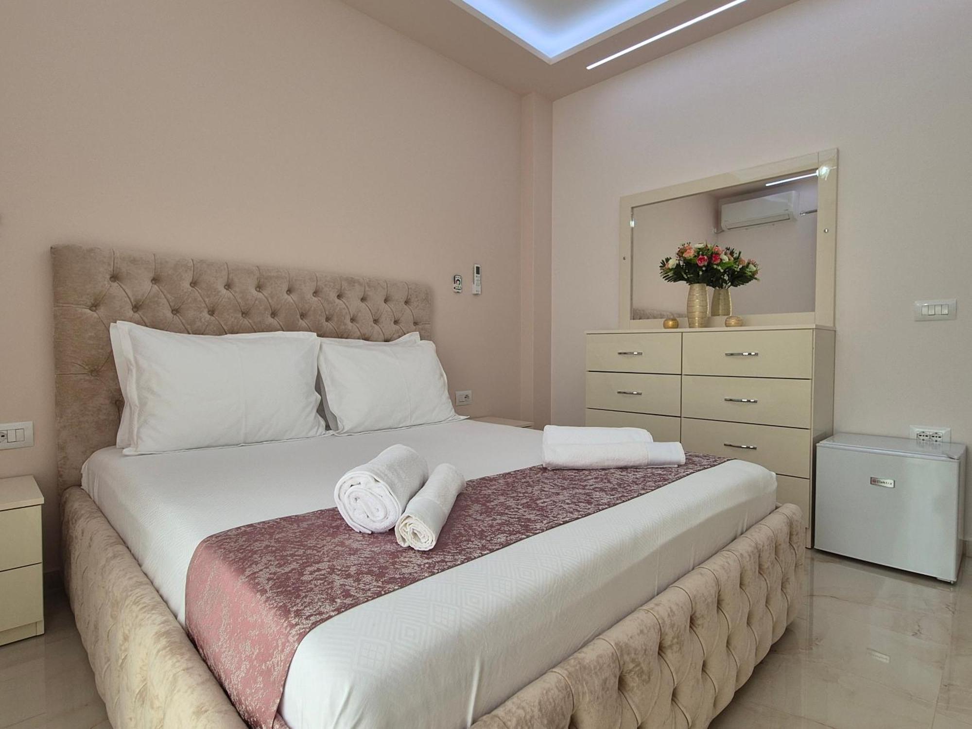 Vila Armela Sarandë Exteriör bild